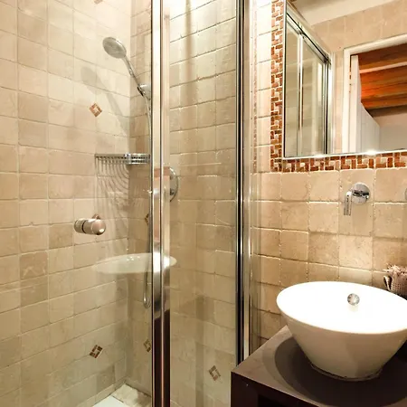 Charming In Notre-dame Appartamento Parigi